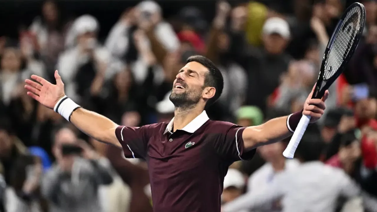 Novak Djokovic Raih Gelar ke-102 Setelah Alex De Minaur Mundur di Final China Open