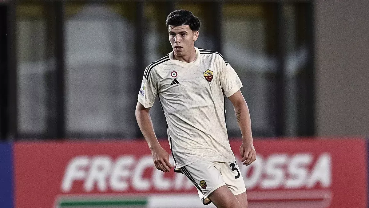 Potensi Besar Alessandro Romano: Direktur Cagliari Berikan Pujian Setinggi Langit