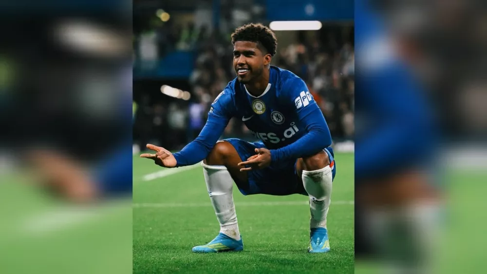 Poyet Tekankan Strategi Agresif untuk Tottenham Menang di Stamford Bridge