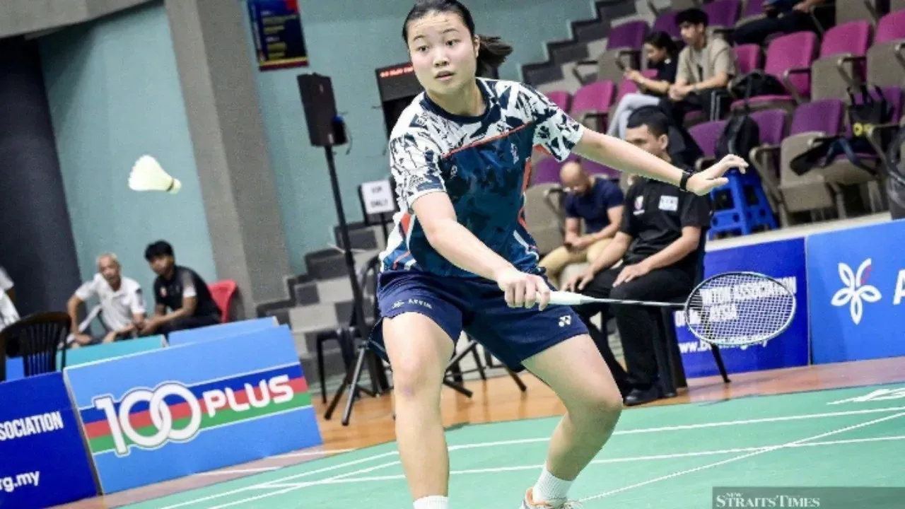 Rekor Fenomenal Low Zi Yu: Menaklukkan Dunia Junior dengan Tiga Pasangan Berbeda
