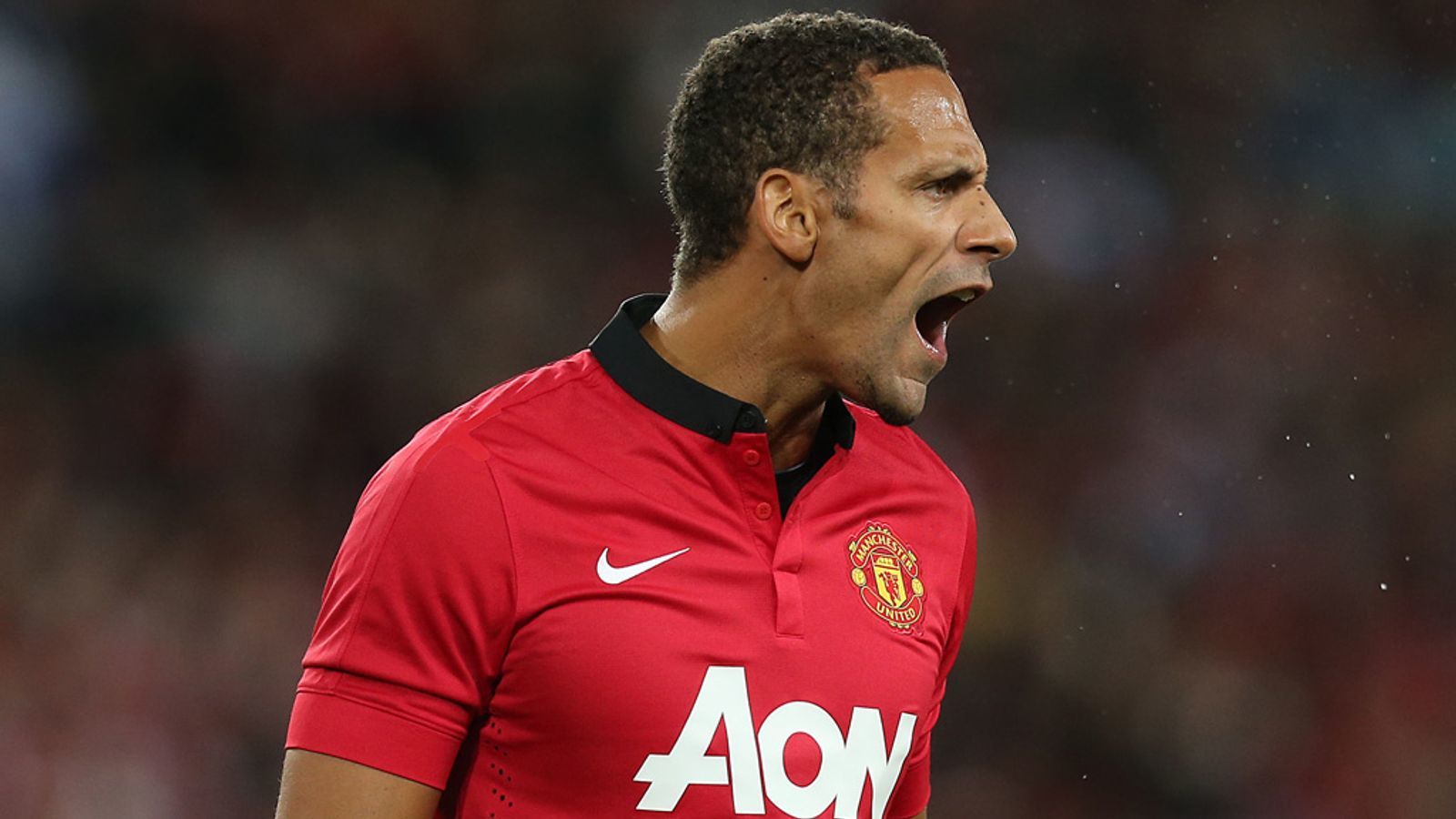 Rio Ferdinand Sesalkan Kegagalan MU Rekrut Ayyoub Bouaddi: Kritik Terhadap Strategi Transfer Manchester United