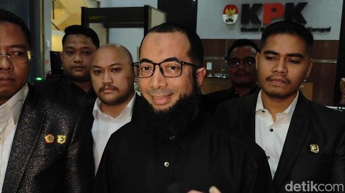 Saksi Kunci Kasus Korupsi Kuota Haji: Khalid Basalamah Absen dalam Persidangan Tipikor