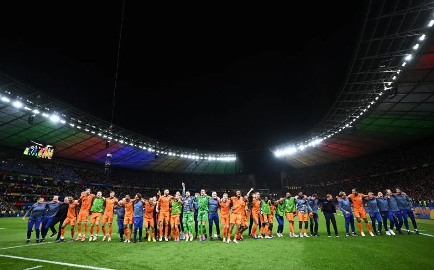 Semen Lammens Buktikan Kehebatan di Panggung Internasional, Belgia Menang 3-0 atas Turki