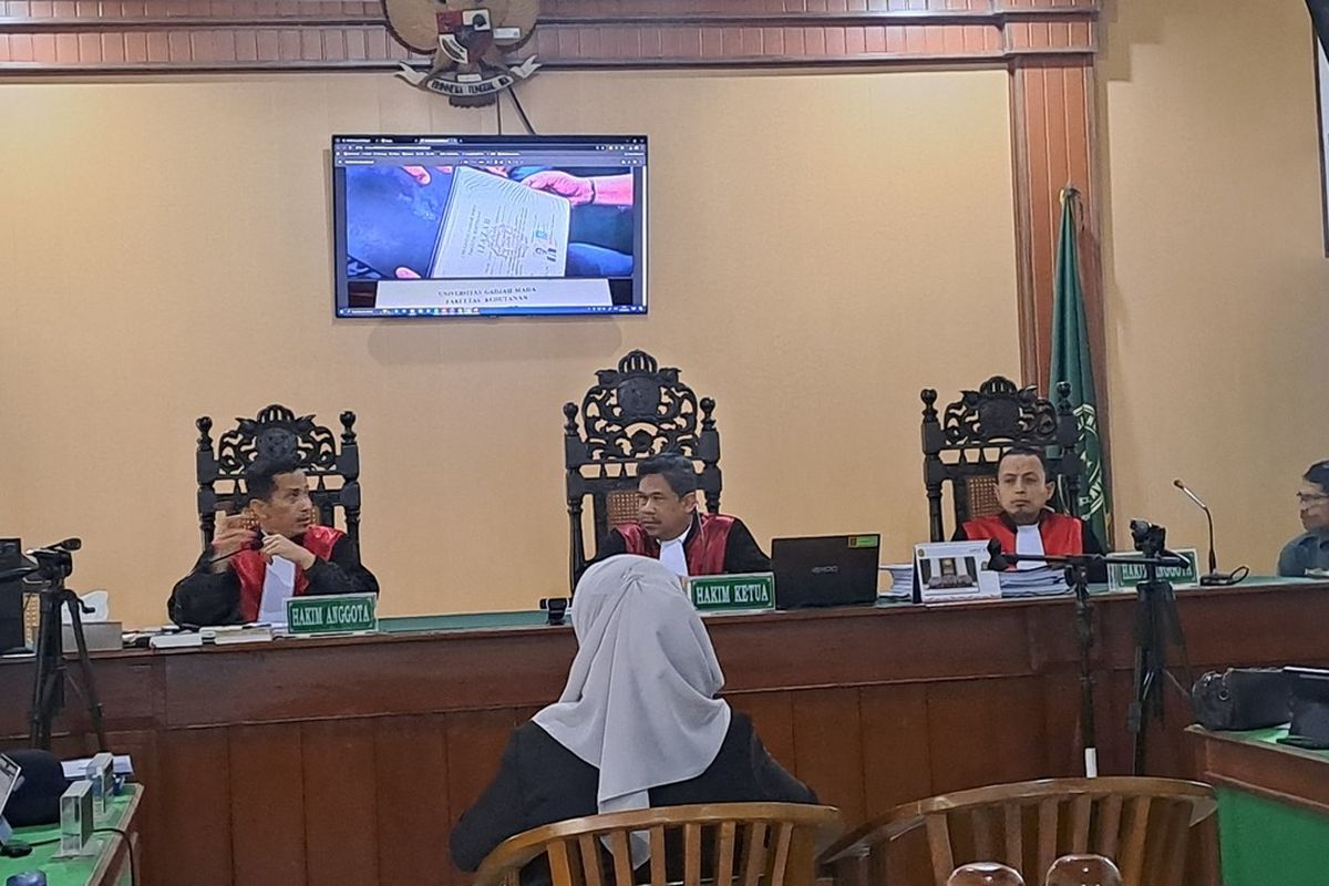 Sidang Ijazah Jokowi Memanas: dr tifa Pertanyakan Keaslian Dokumen dan Kesaksian Sepupu Mantan Presiden