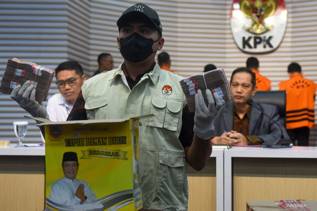 Skandal Dana Bencana: Adik Kepala BNPB Terseret Kasus Korupsi Setelah OTT KPK