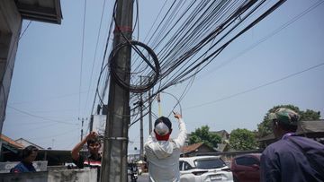 Solusi Penataan Infrastruktur Digital: Kabel Fiber Optik Harus Rapi Jartatel Tawarkan Skema Konsorsium