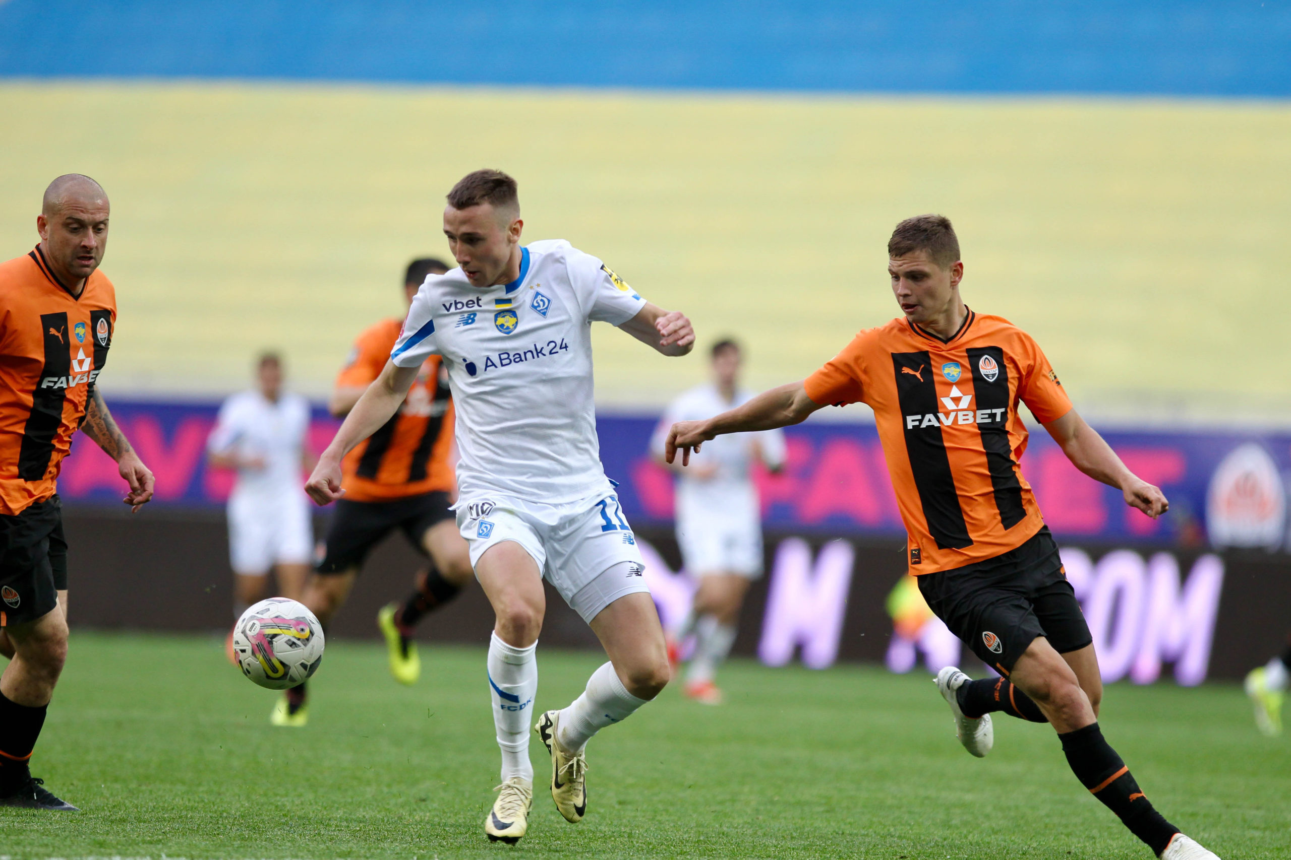 Tragedi Kartu Merah dan Dominasi Shakhtar: Analisis Mendalam Rivalitas Shakhtar vs Dynamo Kyiv