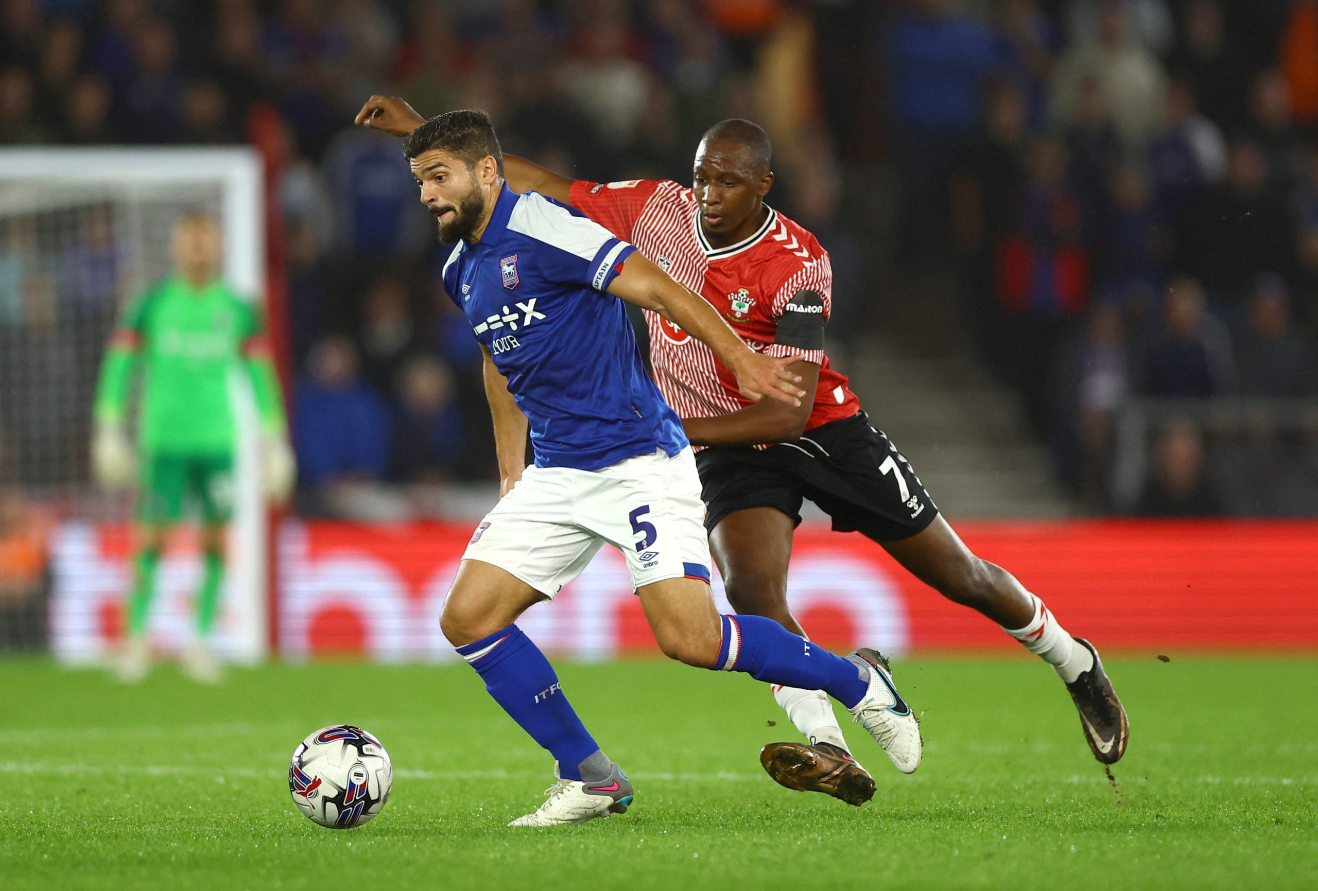 Transformasi Mental Issa Diop: Bagaimana Panggung Dunia Mengubah Karier Sang Bek Ipswich Town