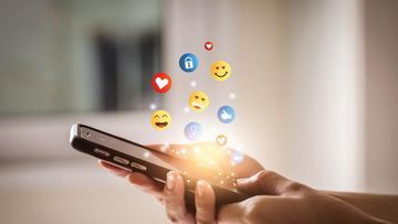 Tren Komunikasi Digital: Mengungkap Makna di Balik 6 Emoji Paling Banyak Dipakai Sejak 2020