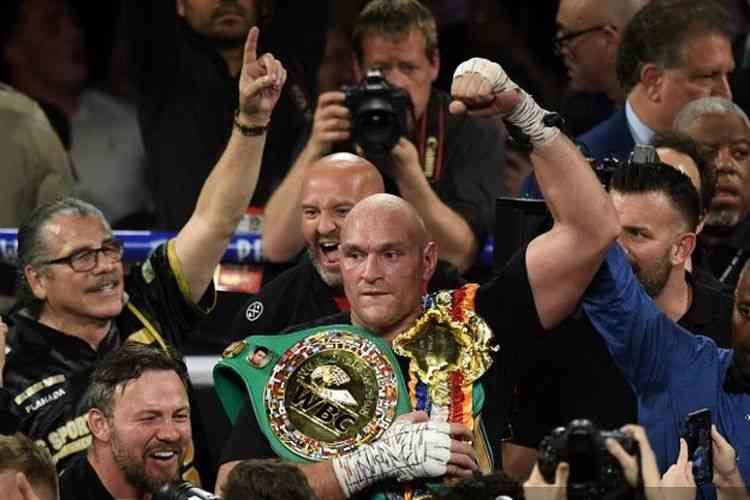Tyson Fury Tegaskan Dirinya Masih Jadi Petinju Kelas Berat Terbaik: Komitmen dan Rencana Masa Depan