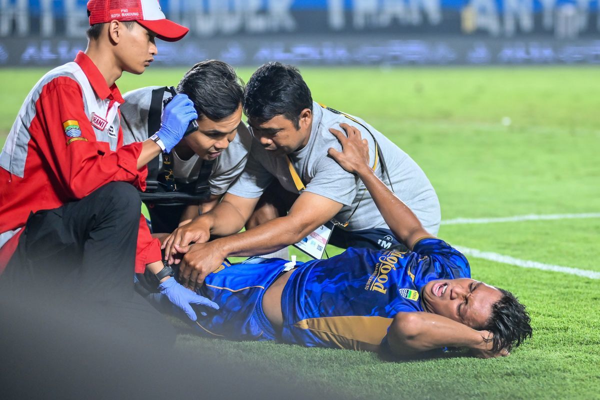 Update Kondisi Febri Hariyadi: Perjuangan Kembali ke Lapangan Hijau Pasca Cedera ACL