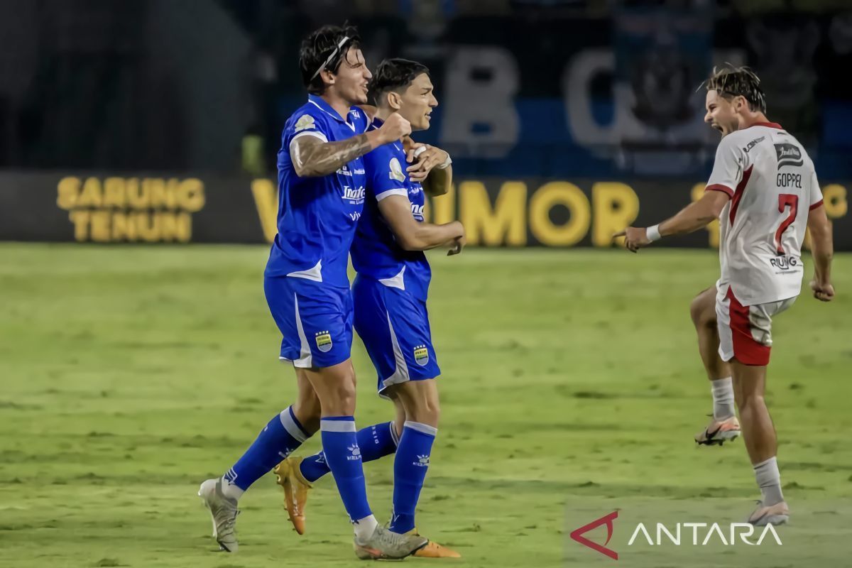 Waspada Ancaman Mantan! Persib Bandung Siaga Hadapi Persik dan 'Dendam' Sergio Castel