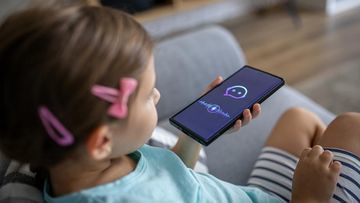 Waspada Dampak Negatif Teknologi: Wamenkomdigi Ingatkan Bahaya Anak Ketergantungan AI Ini Risikonya bagi Masa Depan